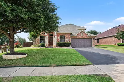 2801 Warwick Drive, Corinth, TX 76210 - Photo 3