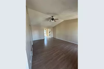 721 Timberoaks Drive, Azle, TX 76020 - Photo 3