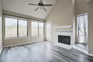 2301 Basil Dr, Arlington, TX 76006 - Photo 5