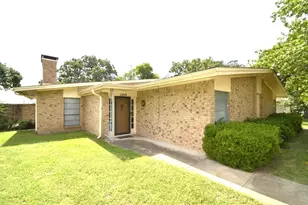 1200 W Munson St, Denison, TX 75020 - Photo 1