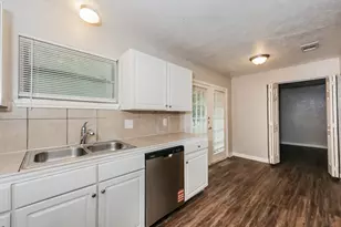 1504 Valley View St, Mesquite, TX 75149 - Photo 9