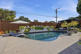 4445 Mill Run Rd, Dallas, TX 75244 - Photo 29