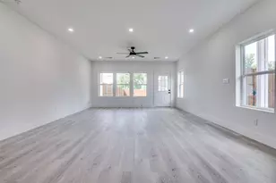 3413 Wendelkin St, Dallas, TX 75215 - Photo 3