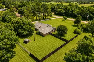 710 S Main St, Tehuacana, TX 76686 - Photo 7