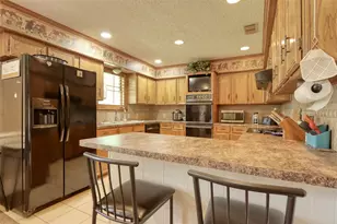 710 S Main St, Tehuacana, TX 76686 - Photo 19