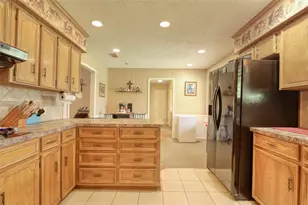 710 S Main St, Tehuacana, TX 76686 - Photo 21