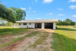 250 Williford St, Fairfield, TX 75840 - Photo 3