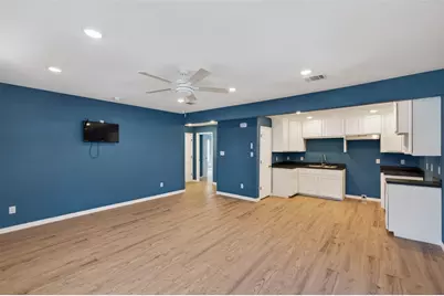 603 E Willingham Street, Cleburne, TX 76031 - Photo 9
