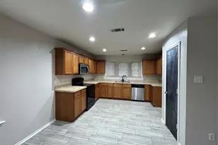 10445 Hideaway Trail, Fort Worth, TX 76131 - Photo 5
