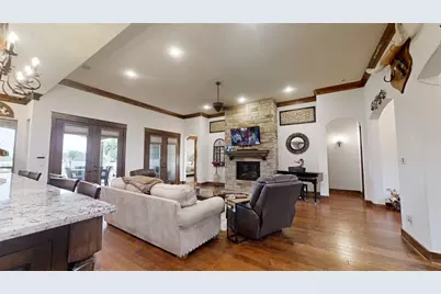 1012 Catalina Bay Boulevard, Granbury, TX 76048 - Photo 5