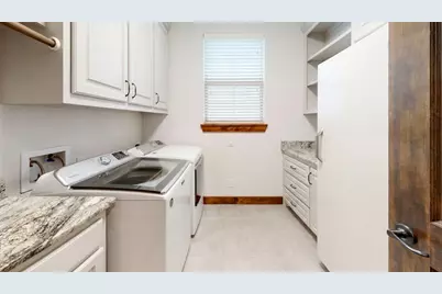 1012 Catalina Bay Boulevard, Granbury, TX 76048 - Photo 25