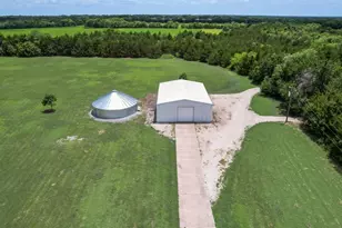 1070 Co Rd 3030, Bonham, TX 75418 - Photo 7