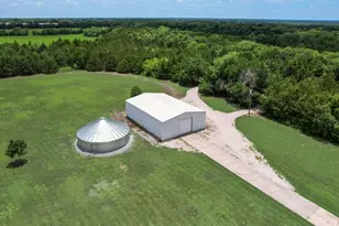 1070 Co Rd 3030, Bonham, TX 75418 - Photo 5