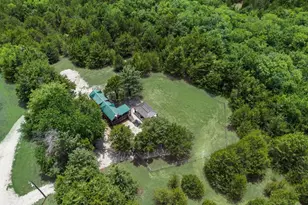 1070 Co Rd 3030, Bonham, TX 75418 - Photo 9