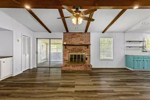 148 Royal Ln, Commerce, TX 75428 - Photo 3