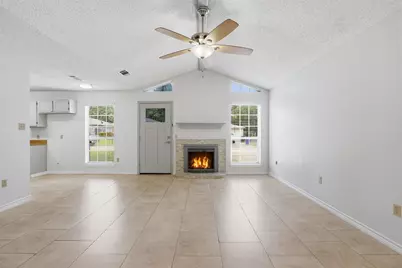 1122 Hidden Creek Drive, Mansfield, TX 76063 - Photo 9