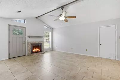 1122 Hidden Creek Drive, Mansfield, TX 76063 - Photo 7