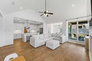 6012 Mapleshade Way, Little Elm, TX 76227 - Photo 11