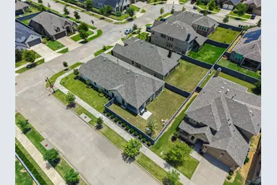 6012 Mapleshade Way, Little Elm, TX 76227 - Photo 37