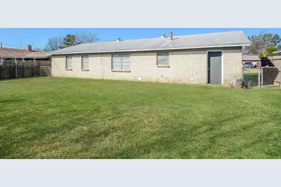 6709 Alma Street, Forest Hill, TX 76140 - Photo 15
