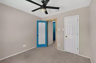 7929 Whispering Woods Ln, North Richland Hills, TX 76182 - Photo 35