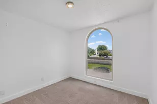 7929 Whispering Woods Ln, North Richland Hills, TX 76182 - Photo 27