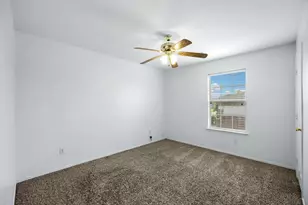 3926 Rolling Oaks Dr, Carrollton, TX 75007 - Photo 17