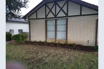 6919 W Cleburne Road, Fort Worth, TX 76133 - Photo 3