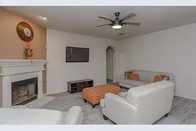 2713 Clubhouse Drive, Denton, TX 76210 - Photo 3