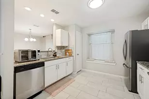 6400 Betsy Ross Dr, Arlington, TX 76002 - Photo 11