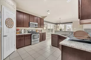 1820 Christopher Creek Dr, Little Elm, TX 75068 - Photo 7