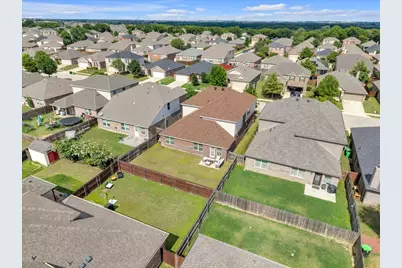 1820 Christopher Creek Drive, Little Elm, TX 75068 - Photo 31