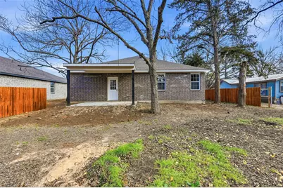 308 Lewis Street, Cleburne, TX 76031 - Photo 23
