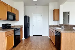 2260 Stonebrook Ln, Mesquite, TX 75181 - Photo 5