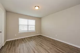 325 Niki Dr, Lewisville, TX 75057 - Photo 13