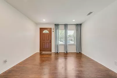 827 Taylor Street, Lancaster, TX 75134 - Photo 9
