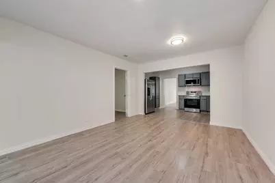 2704 Rosen Avenue, Fort Worth, TX 76164 - Photo 3