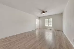 2704 Rosen Ave, Fort Worth, TX 76164 - Photo 9