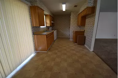 514 Pecan Street, Collinsville, TX 76233 - Photo 5
