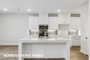 3725 Pierce Ln, Grand Prairie, TX 75052 - Photo 5
