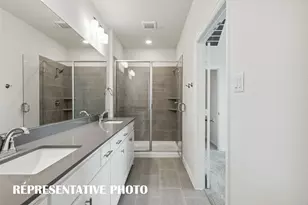 3725 Pierce Ln, Grand Prairie, TX 75052 - Photo 9