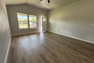 938 Minda St, Abilene, TX 79602 - Photo 3