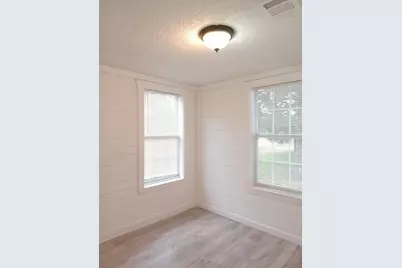 1309 S 5th Street, Bonham, TX 75418 - Photo 7