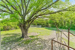 2416 Ivie Ln, Weatherford, TX 76087 - Photo 27