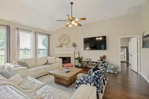 10017 Links Fairway Dr, Rowlett, TX 75089 - Photo 3