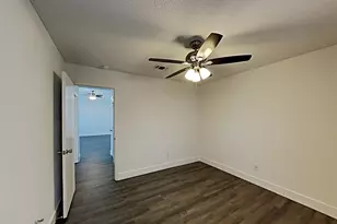 2705 Hidden Springs Dr, Mesquite, TX 75181 - Photo 11