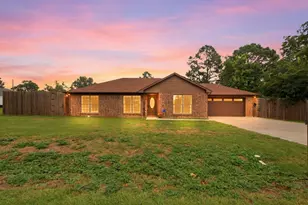 315 Stone St, Collinsville, TX 76233 - Photo 1