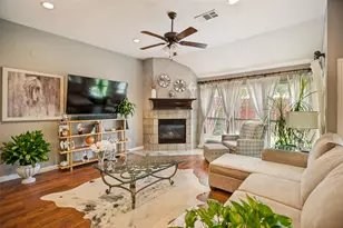 902 Granview Dr, Lewisville, TX 75067 - Photo 11