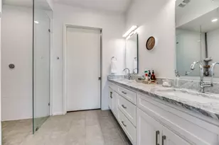 1839 Summit Ave, Dallas, TX 75206 - Photo 17