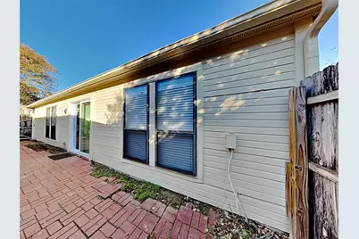 328 Teakwood Lane, Lewisville, TX 75067 - Photo 17